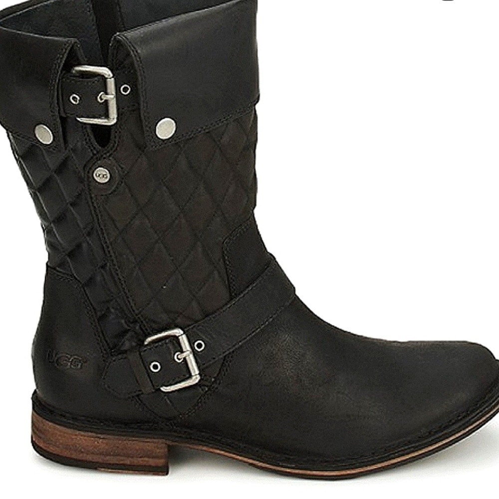 UGG Black W Conor Boots.